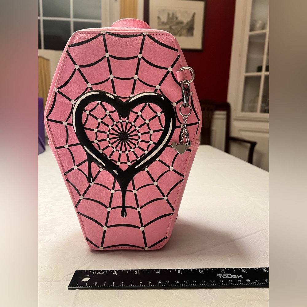 Monster High Draculaura Pink Coffin Mini Backpack - Picture 8 of 12